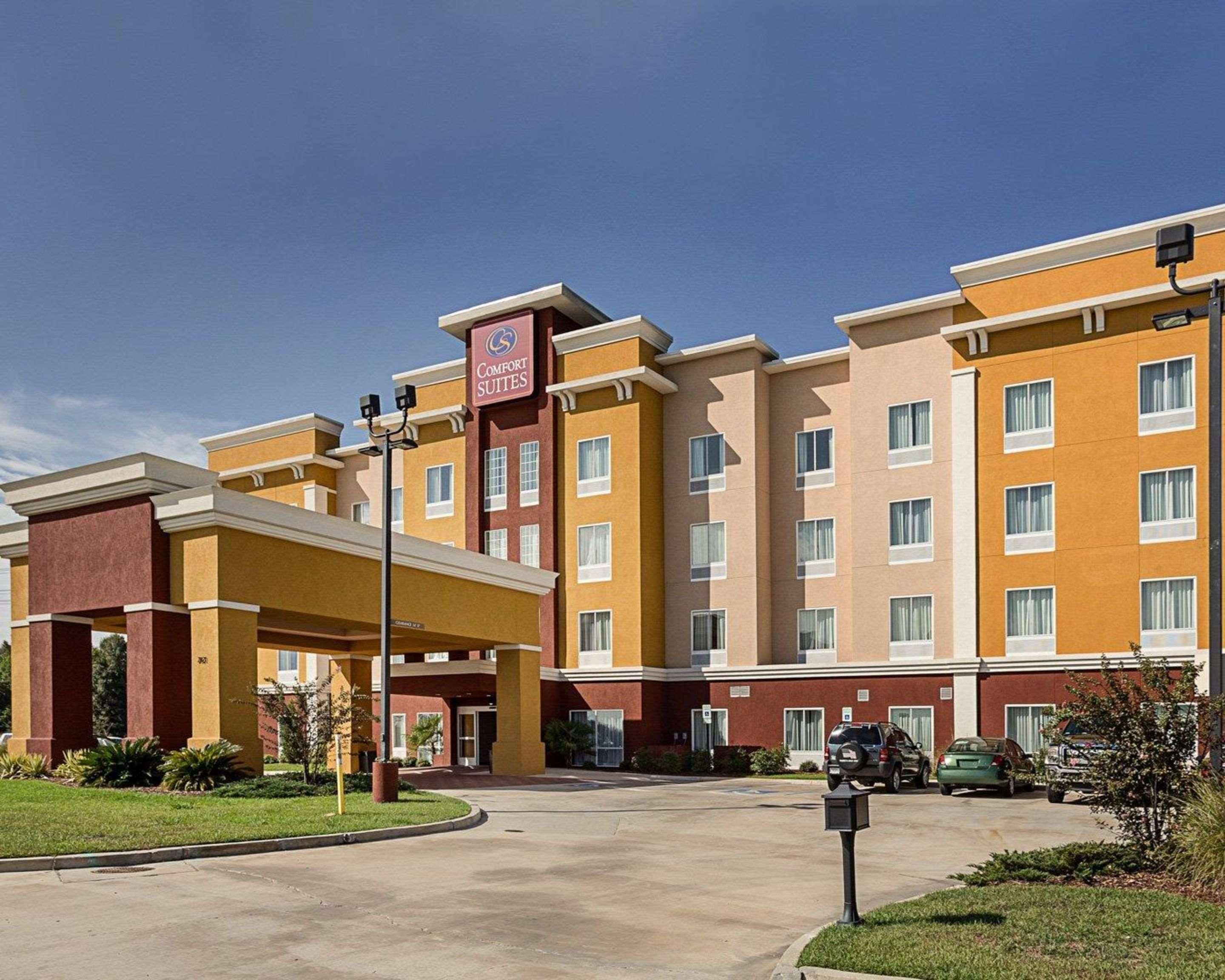 Comfort Suites Near Tanger Outlet Mall Gonzales Exterior foto